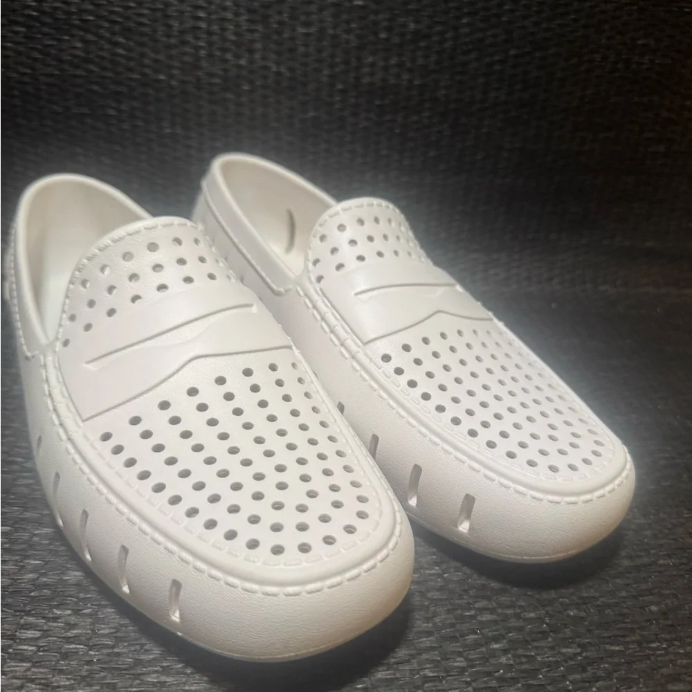 Floafers Country Club Foam Shoes